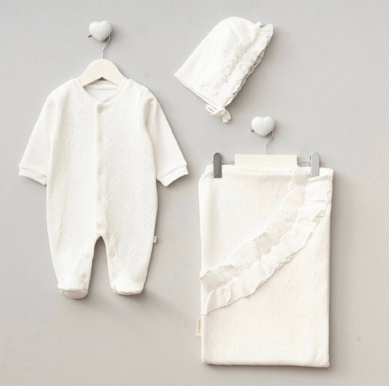 طقم حديث ولاده ٣ قطع قطن طبيعي🪡