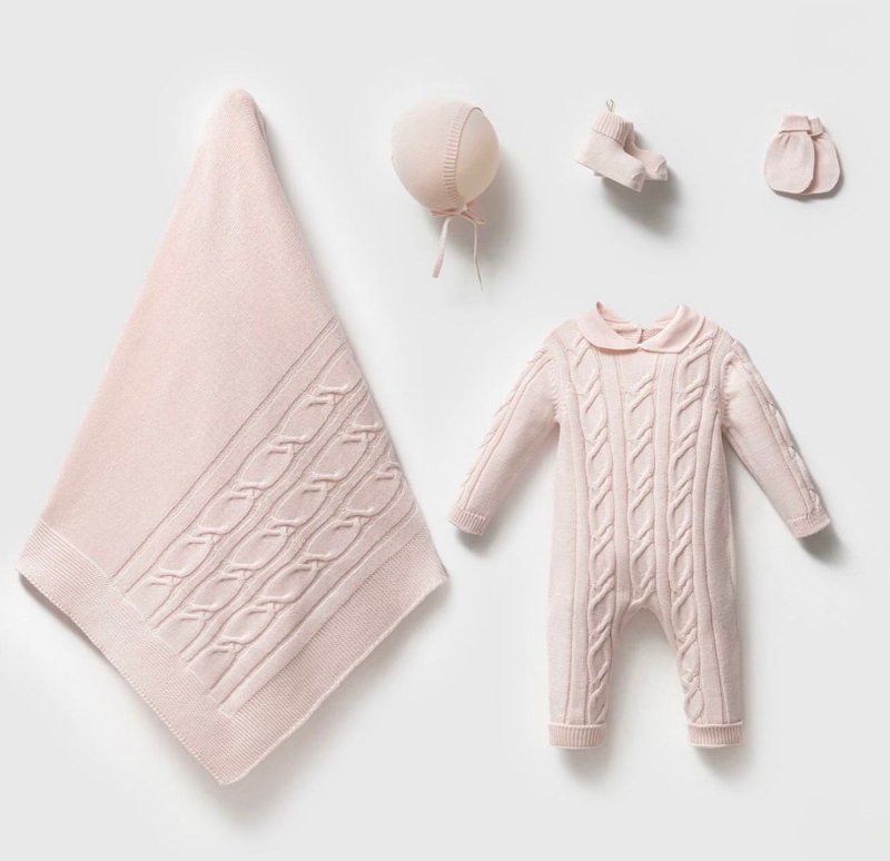 طقم حديث ولاده ٥ قطع قطن عضوي طبيعي🪡